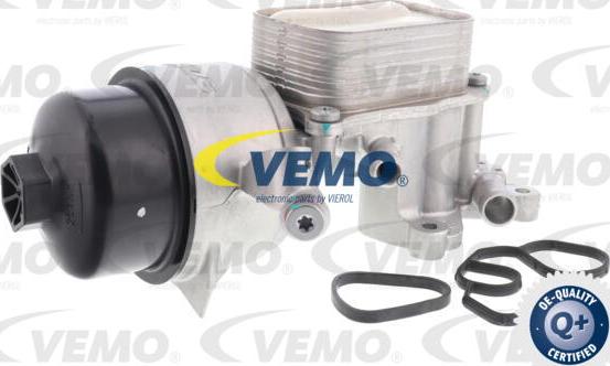 Vemo V20-60-0078 - Oil Cooler, engine oil autospares.lv