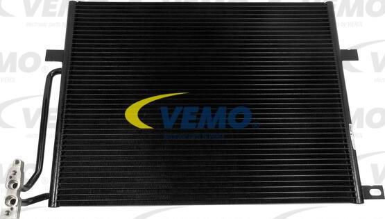 Vemo V20-62-1007 - Condenser, air conditioning autospares.lv